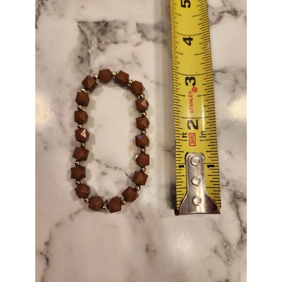 Brown Geometric Beaded Stretch Bracelet With Gold Accents - Picture 2 of 3